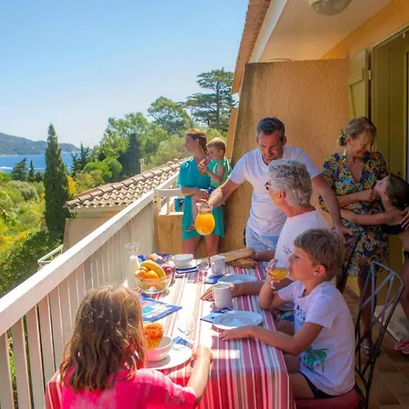Résidence Goélia Le Domaine De La Pinède 3* Le Lavandou