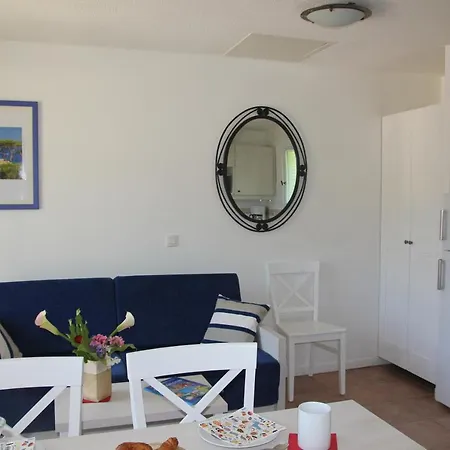 Goelia Le Domaine De La Pinede Aparthotel 3*