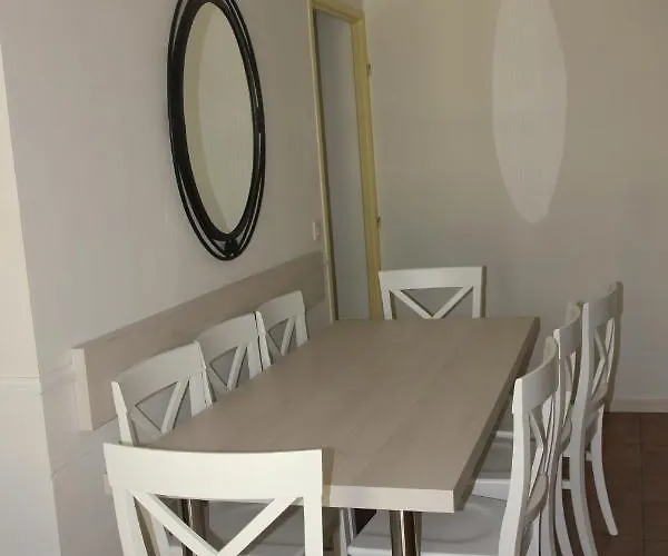 Goelia Le Domaine De La Pinede 3* Le Lavandou