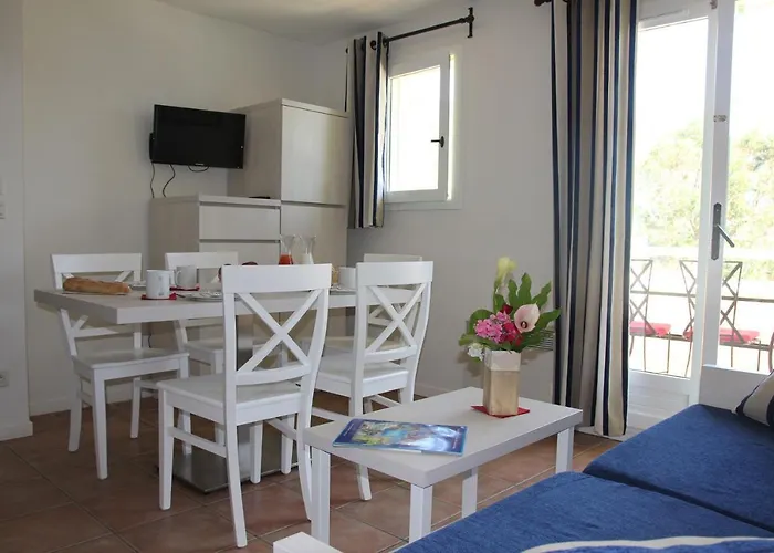 Goelia Le Domaine De La Pinede 3* Le Lavandou