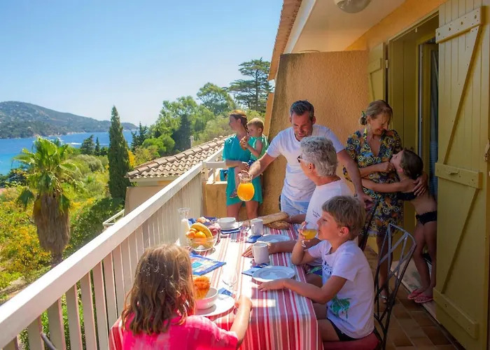 Goelia Le Domaine De La Pinede 3* Le Lavandou